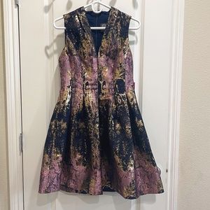 NWT Vince Camuto Jacquard Blue and Golden Dress Women' size 8